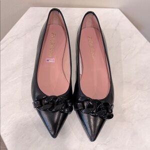 🔥Pretty Ballerinas Black Pointed Toe Flats with Chain Detail🔥